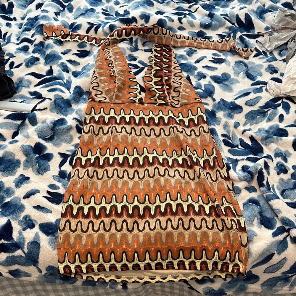 Colorful Halter dress with Wavy Pattern